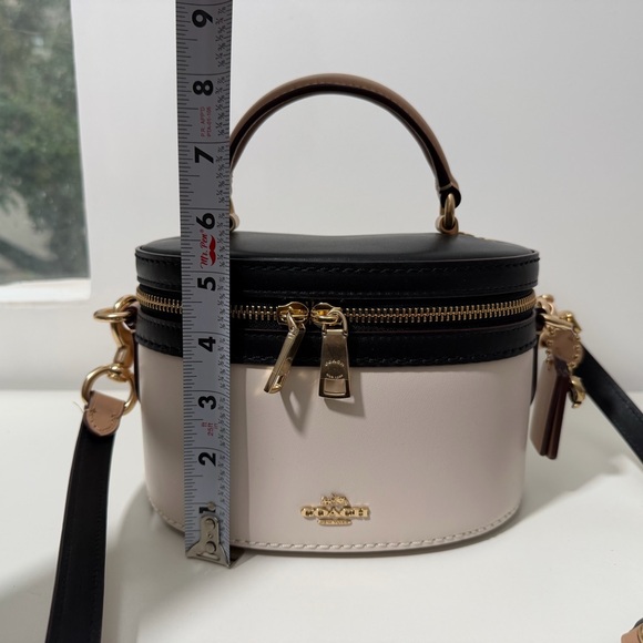 Coach x Selena Gomez Trail Bag - Picture 12 of 13